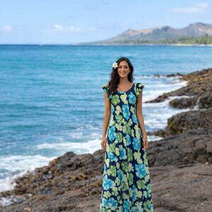 VTG Hilo Hattie Hawaiian maxi dress women S silk ruffle Hibiscus tropical island